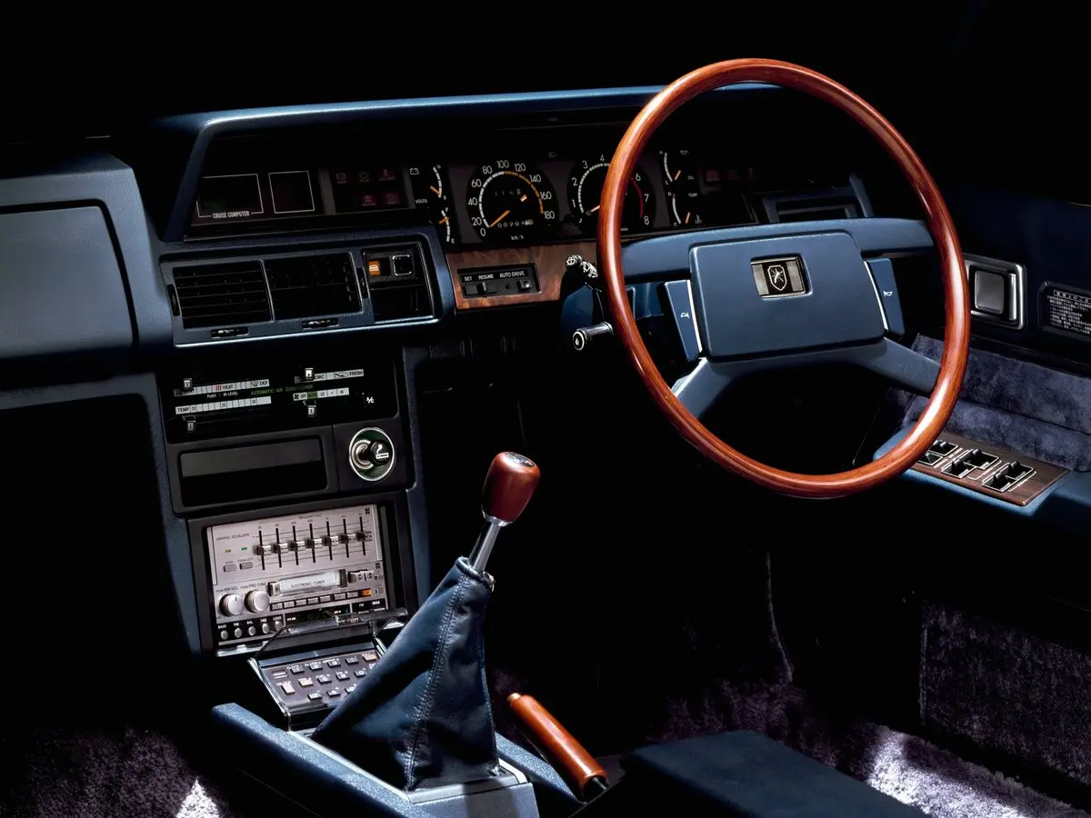 Toyota Chaser II (X60) Седан — фото 4
