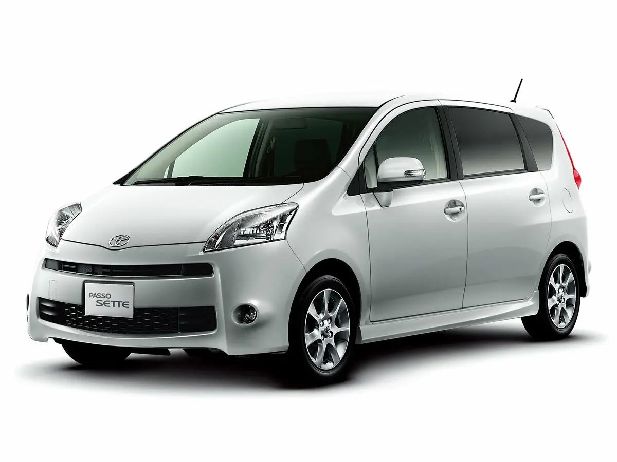 Toyota Passo Sette 2008 – 2012