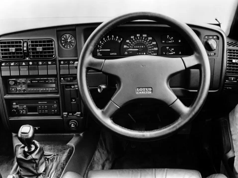 Vauxhall Carlton 1984 – 1994 Универсал 5 дв. — photo 3
