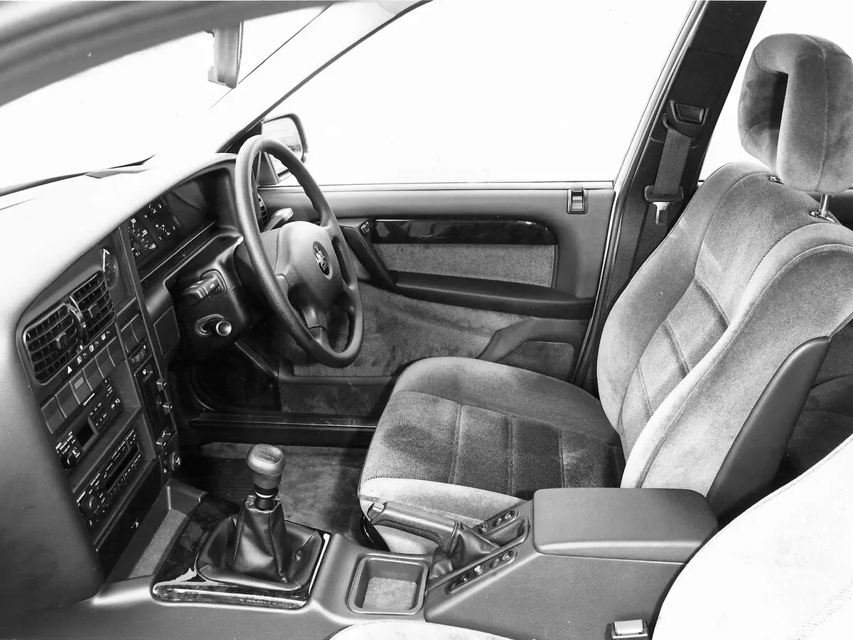 Vauxhall Carlton 1984 – 1994 Универсал 5 дв. — photo 4