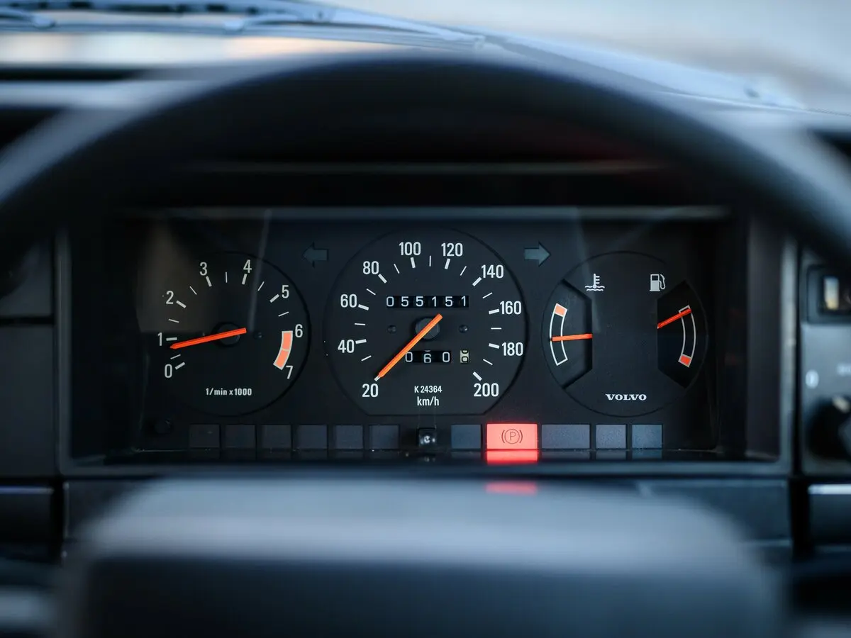 Volvo 240 Series 1974 – 1993 Седан — 照片 7