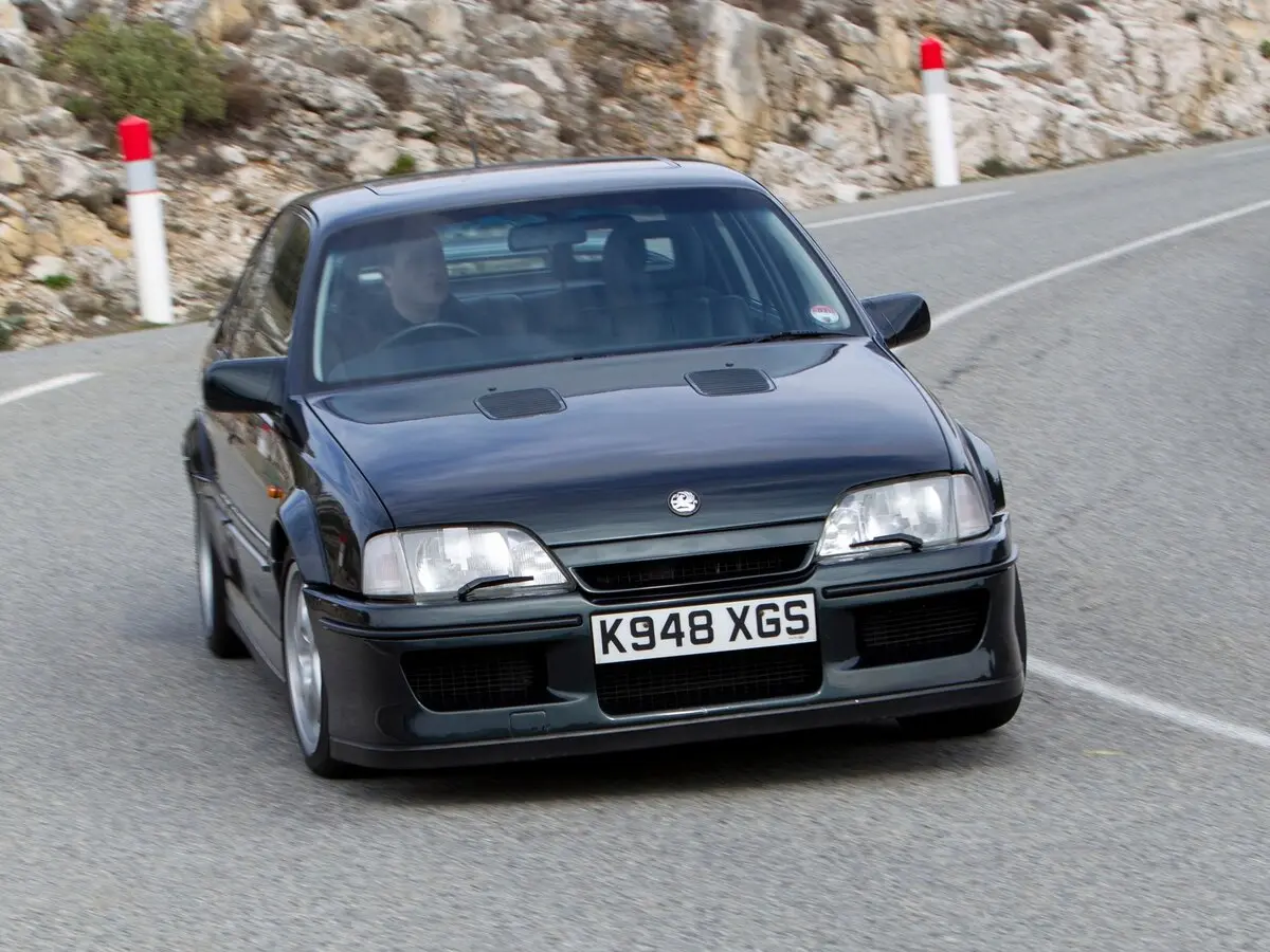 Vauxhall Carlton 1984 – 1994 Седан — photo 2