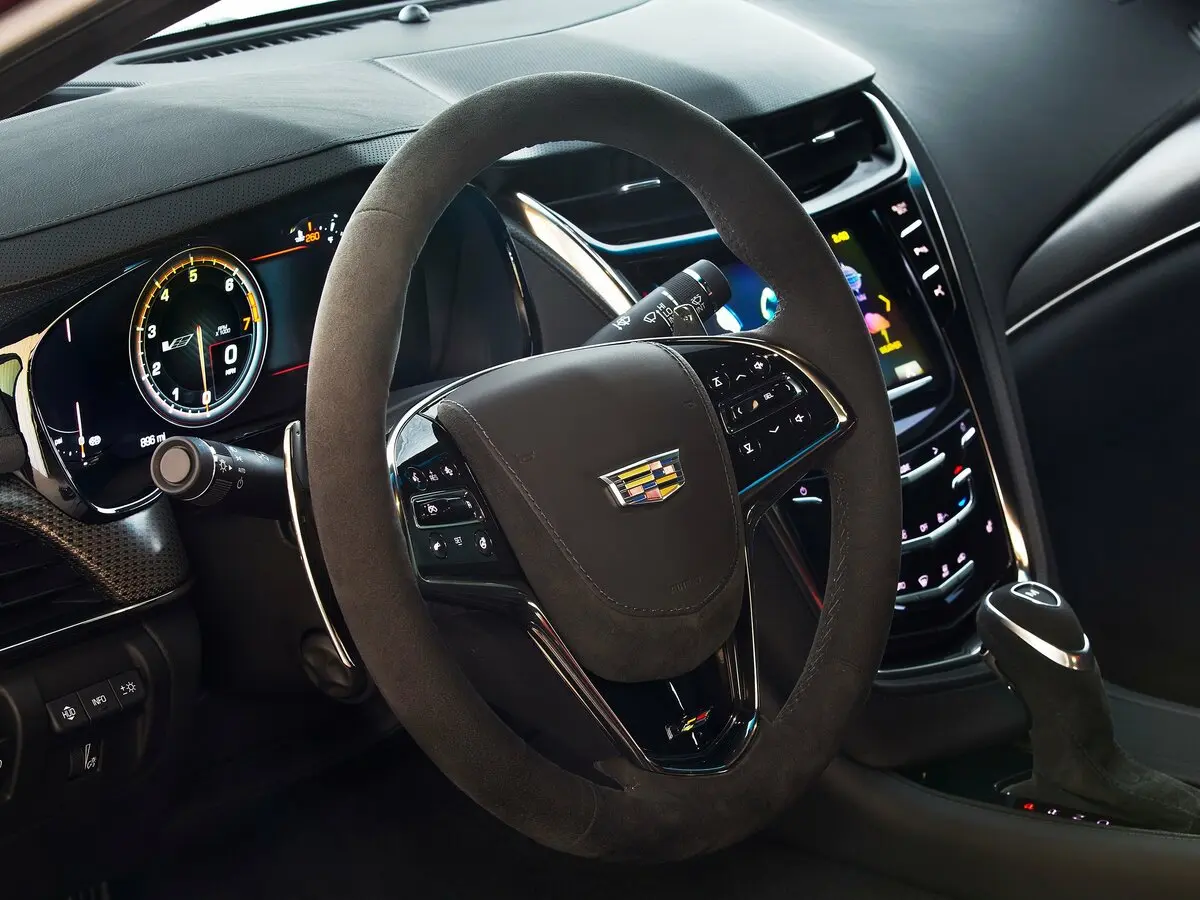 Cadillac CTS-V III Седан — сүрөт 9