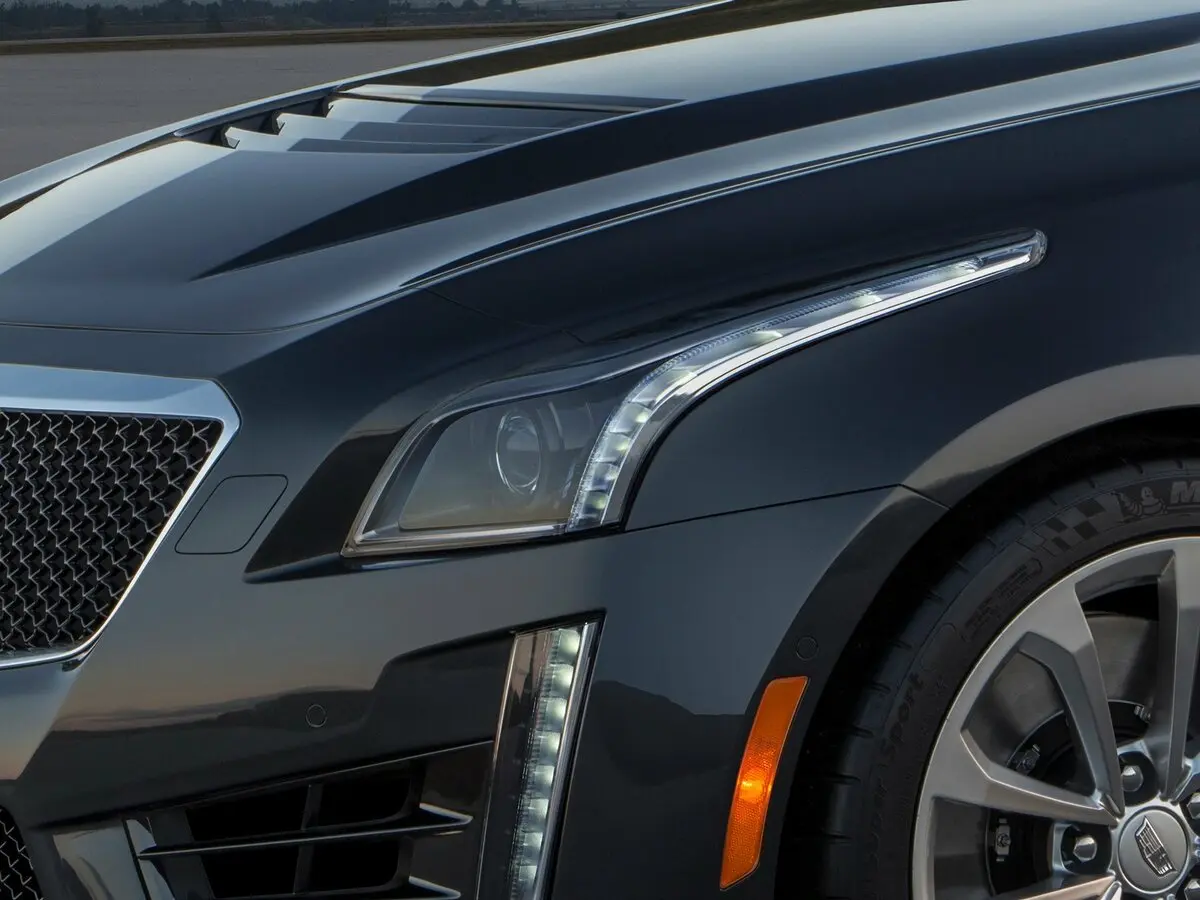 Cadillac CTS-V III Седан — сүрөт 10