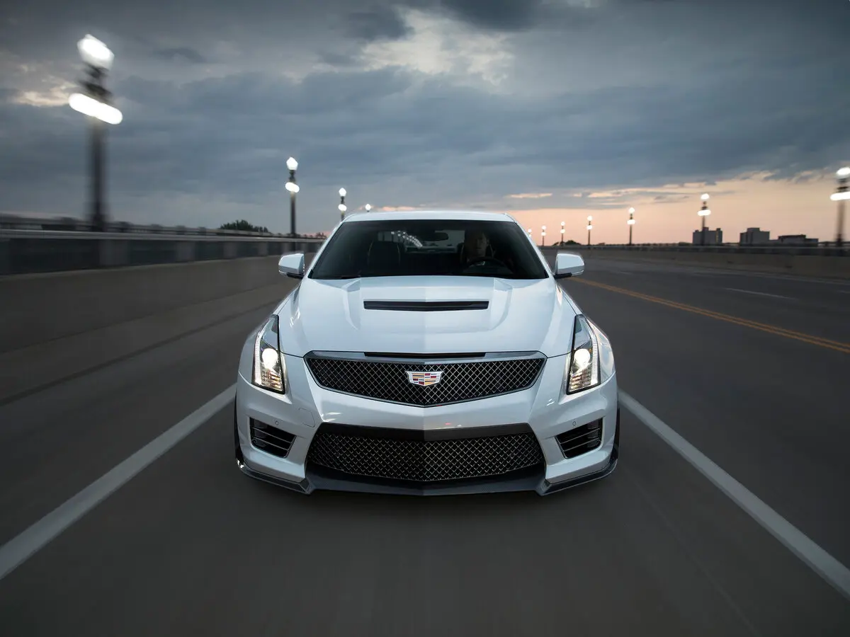 Cadillac ATS-V 2015 – 2019 Седан — сүрөт 3