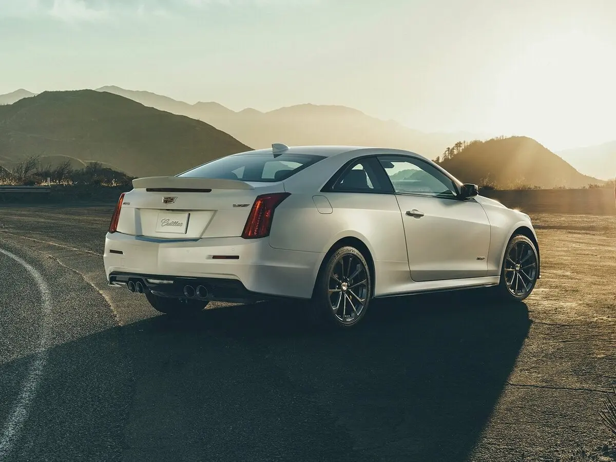 Cadillac ATS-V 2015 – 2019 Купе — сүрөт 5