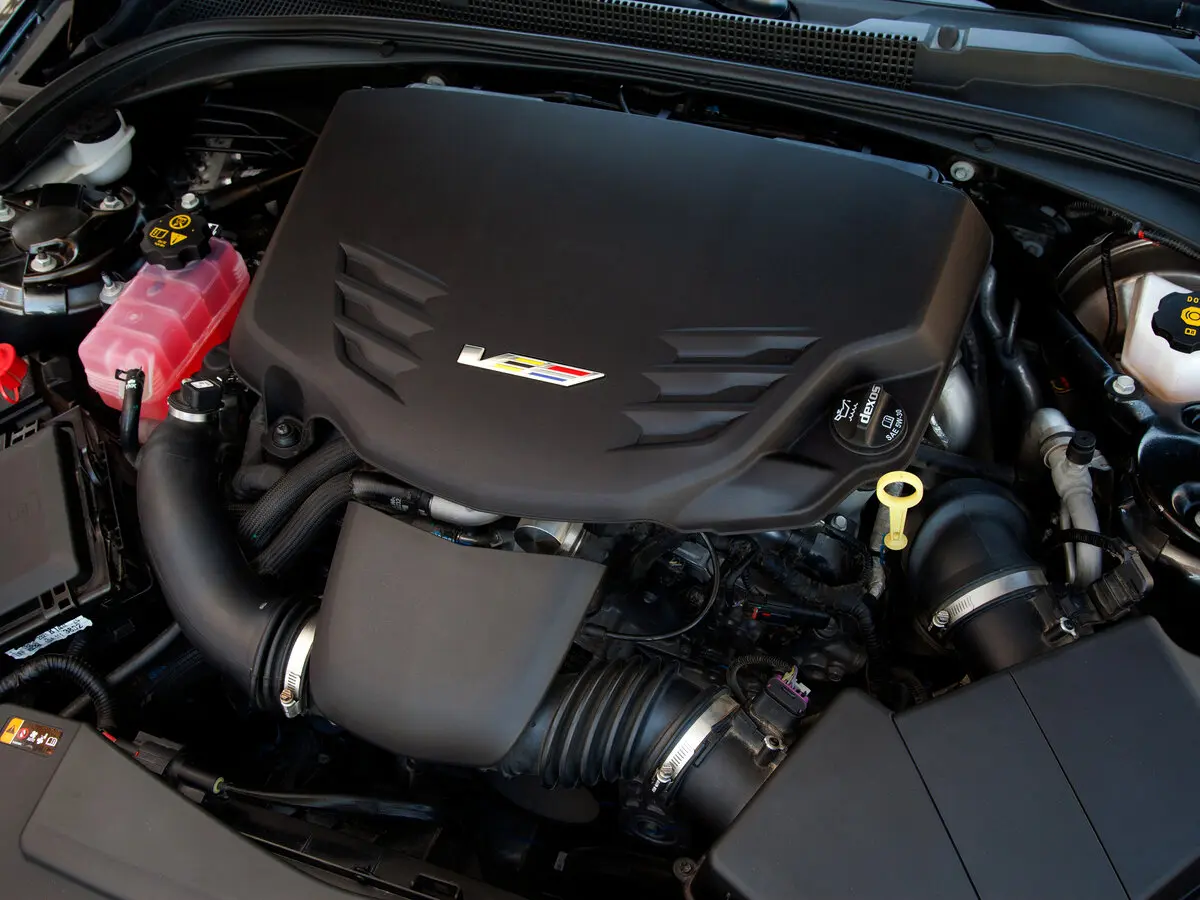 Cadillac ATS-V 2015 – 2019 Купе — сүрөт 15