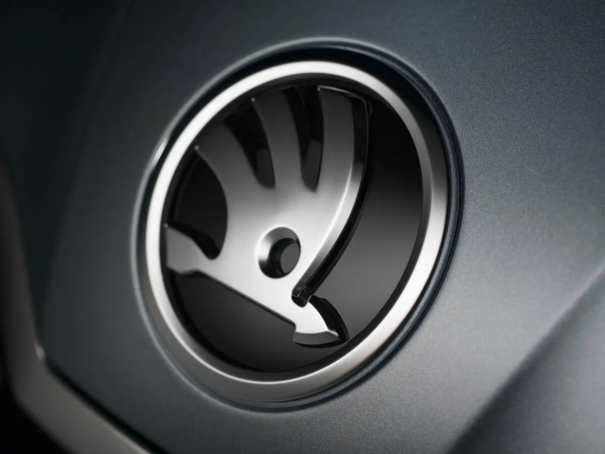 Skoda Superb III Лифтбек — 照片 14