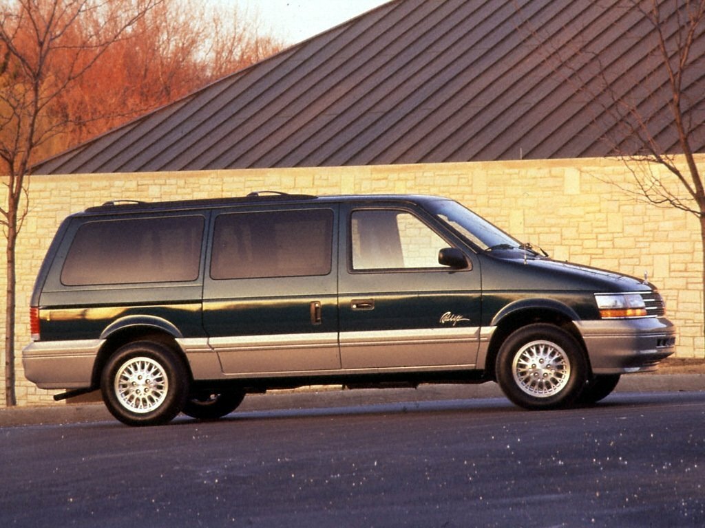Chrysler Voyager II Минивэн Grand — фото 3