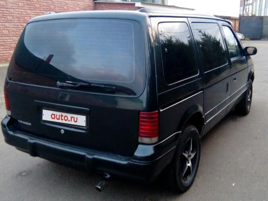 Chrysler Voyager II Минивэн Grand — сүрөт 5