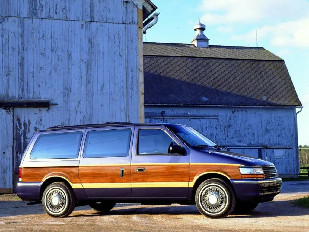 Plymouth Voyager II Минивэн Grand — сүрөт 2