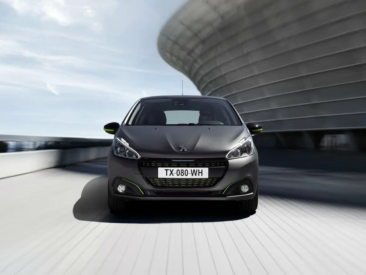 Peugeot 208 I Рестайлинг Хэтчбек 3 дв. — сүрөт 3