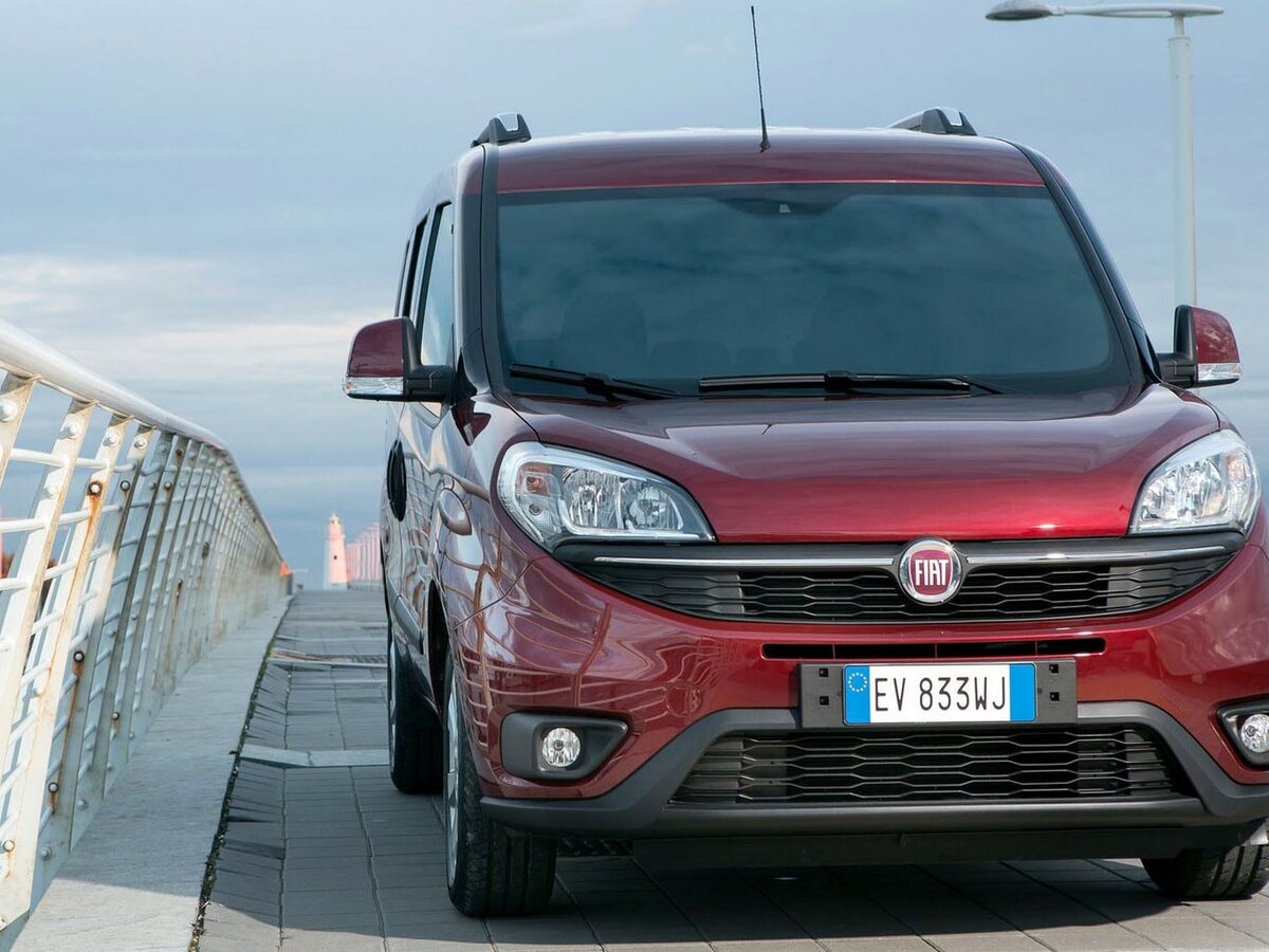 Fiat Doblo II Рестайлинг Компактвэн — фото 3