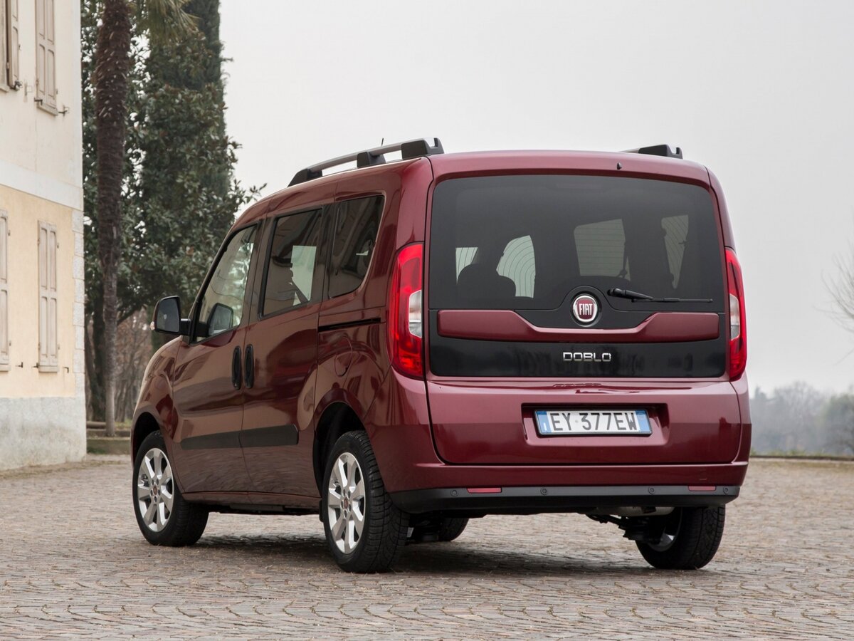 Fiat Doblo II Рестайлинг Компактвэн — фото 4