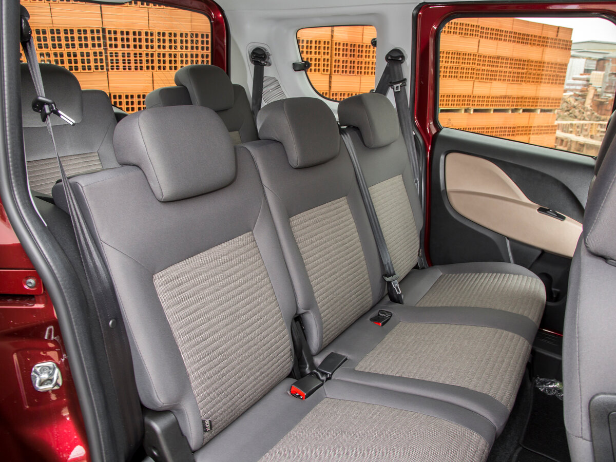 Fiat Doblo II Рестайлинг Компактвэн — фото 10