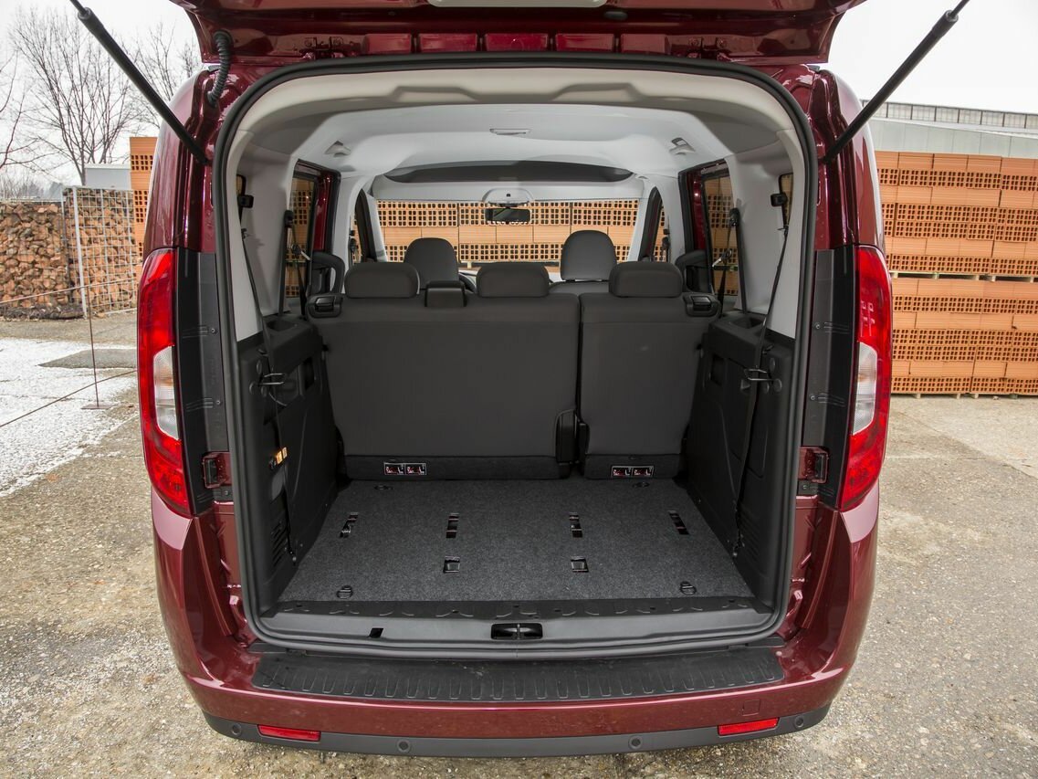 Fiat Doblo II Рестайлинг Компактвэн — фото 13
