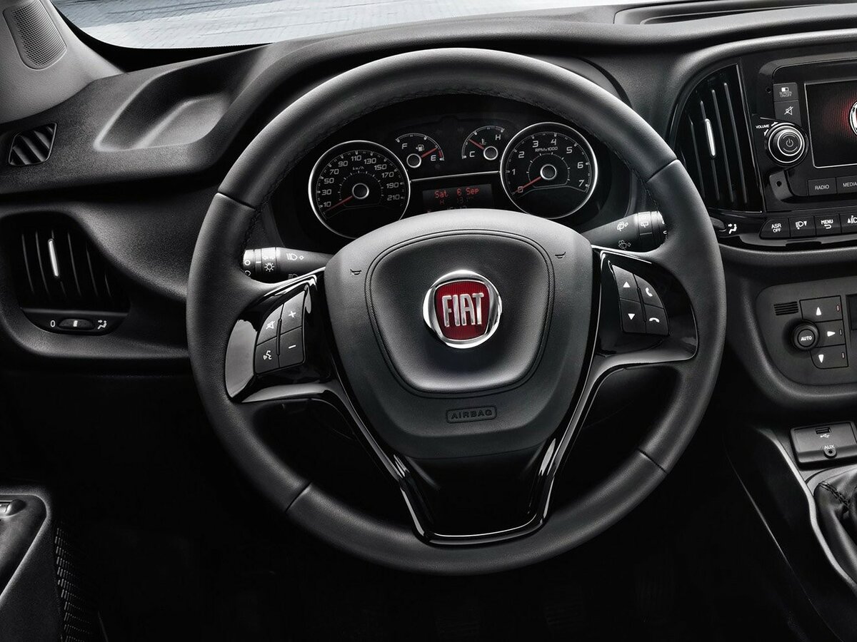 Fiat Doblo II Рестайлинг Компактвэн Long — фото 6
