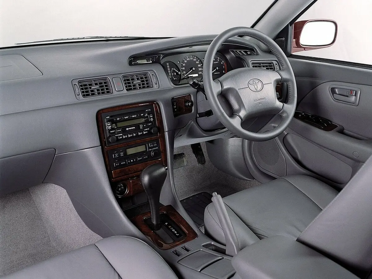 Toyota Camry IV (XV20) Седан Gracia — сүрөт 5