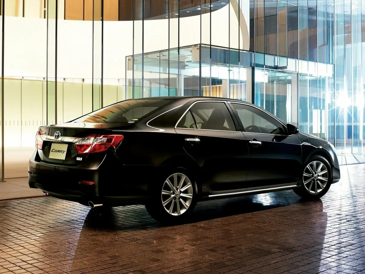 Toyota Camry VII (XV50) Седан Japan Market — сүрөт 3