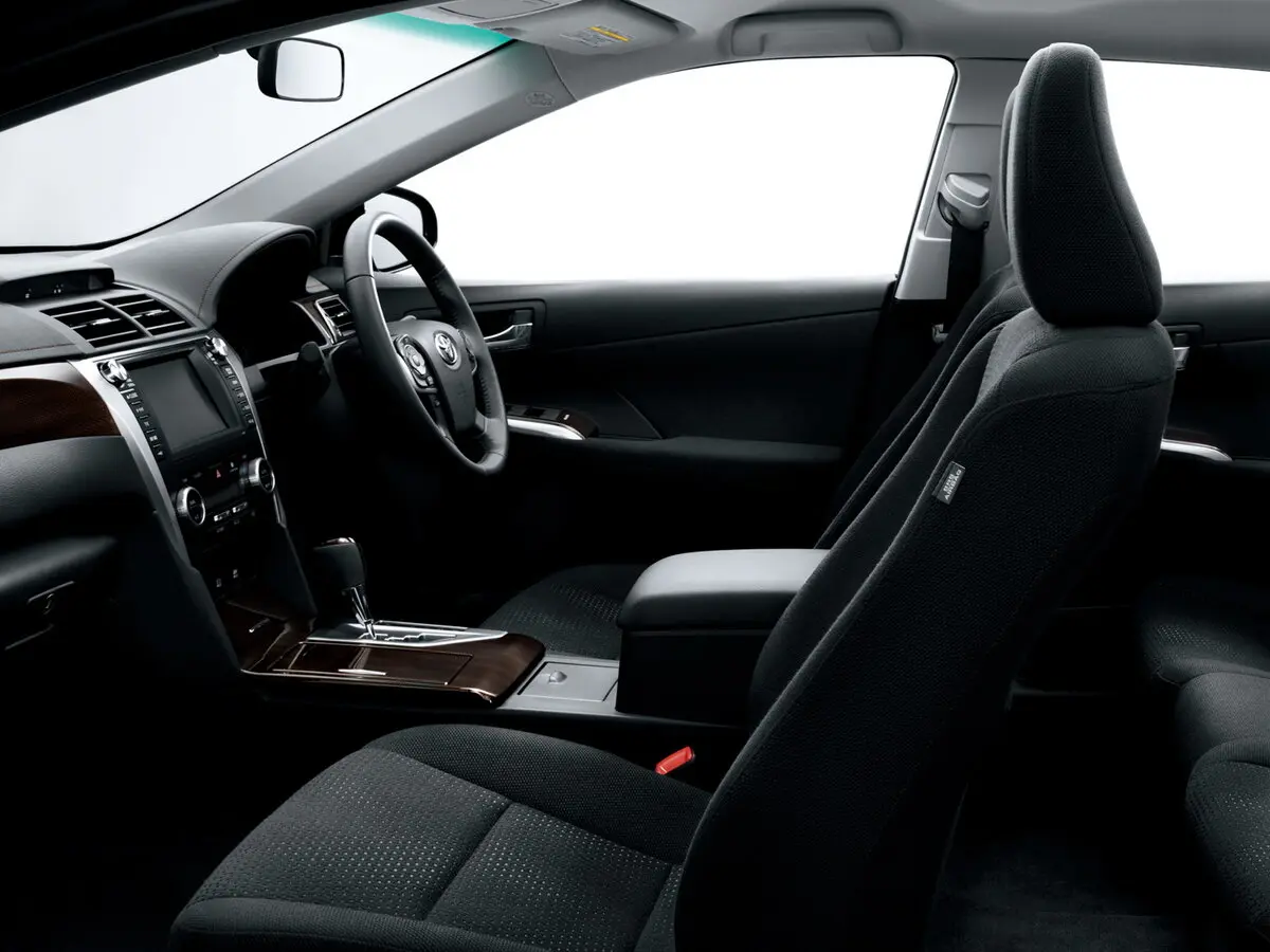 Toyota Camry VII (XV50) Седан Japan Market — сүрөт 6