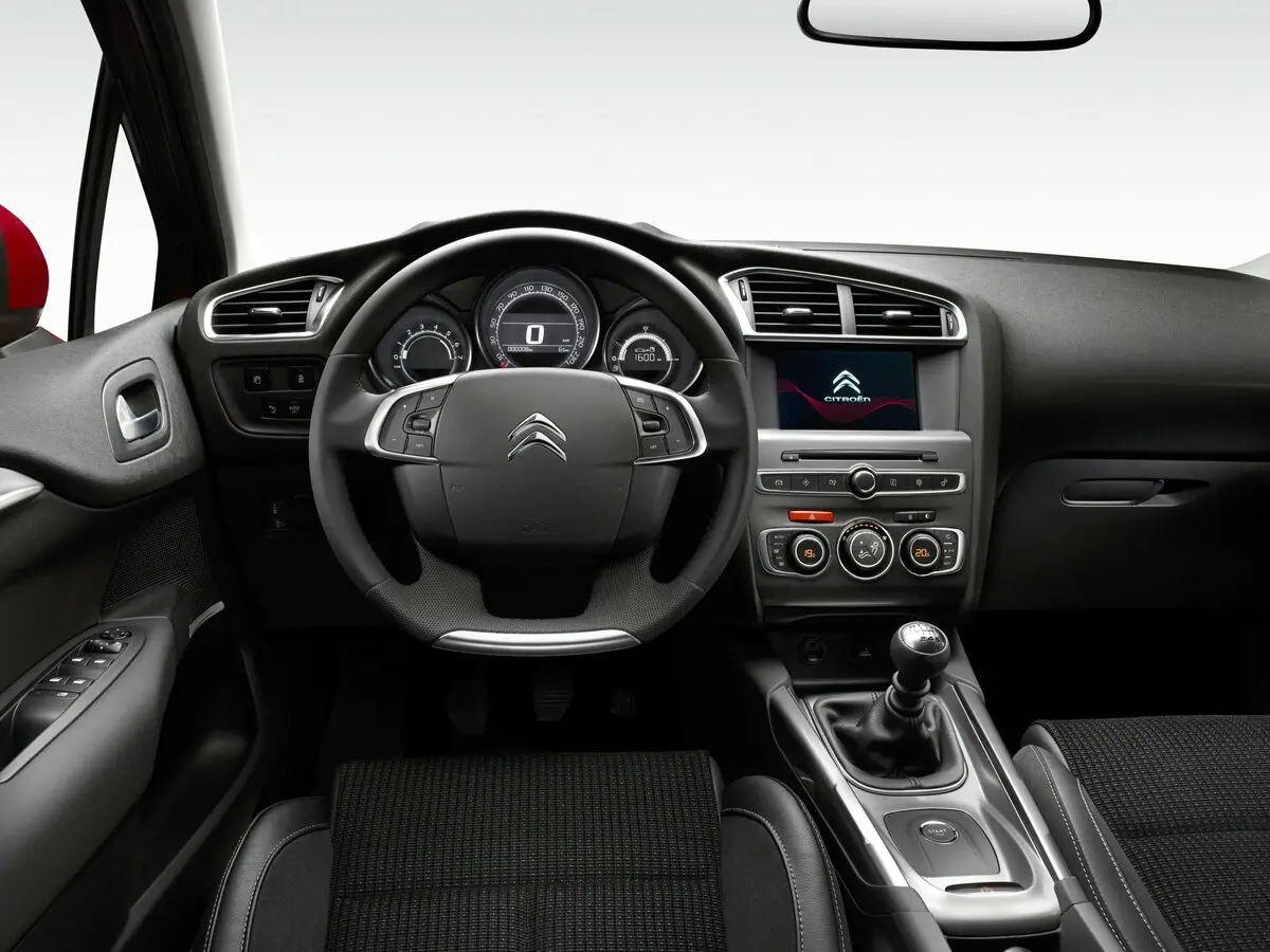 Citroen C4 II Рестайлинг Хэтчбек 5 дв. — сүрөт 6