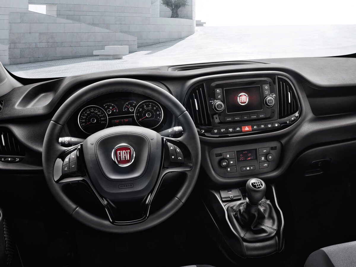 Fiat Doblo II Рестайлинг Фургон — фото 6