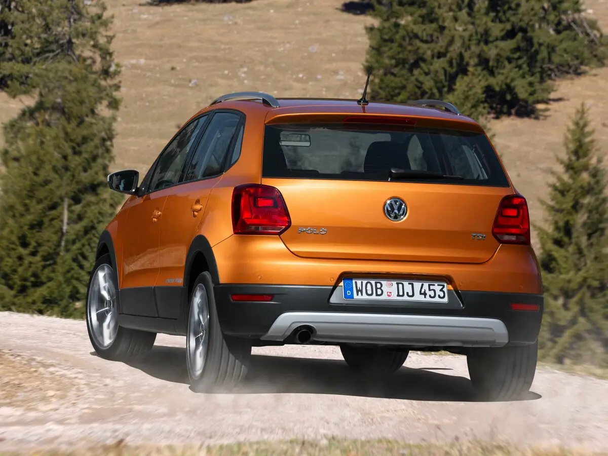 Volkswagen Polo V Рестайлинг Хэтчбек 5 дв. Cross — фото 4