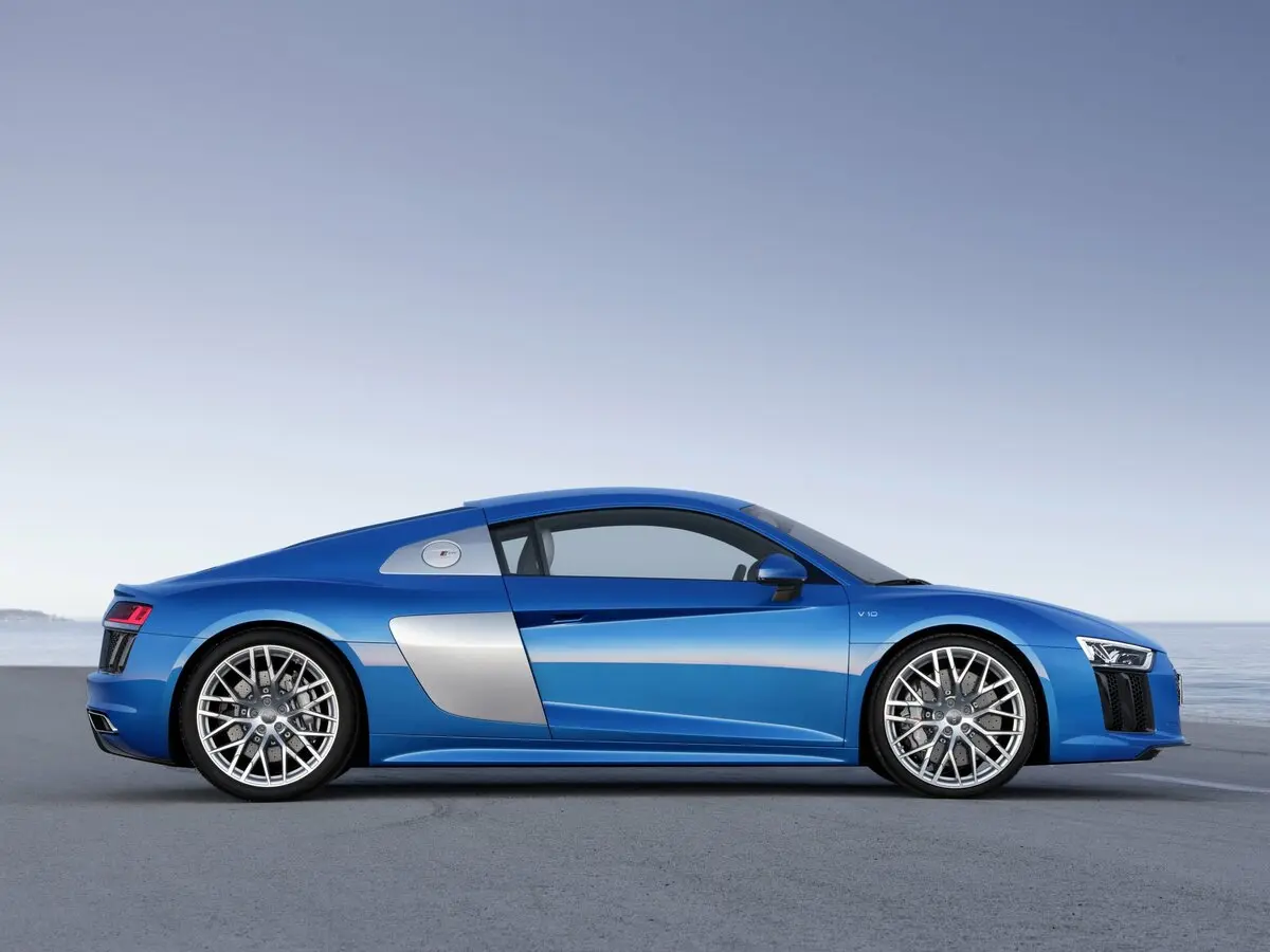 Audi R8 II (4S) Купе — сүрөт 2