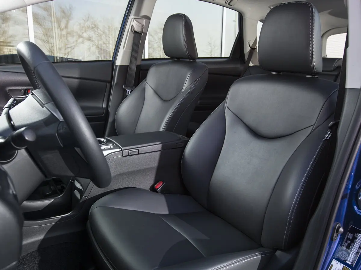 Toyota Prius v (+) I Рестайлинг (ZVW40/41) Универсал 5 дв. — фото 8