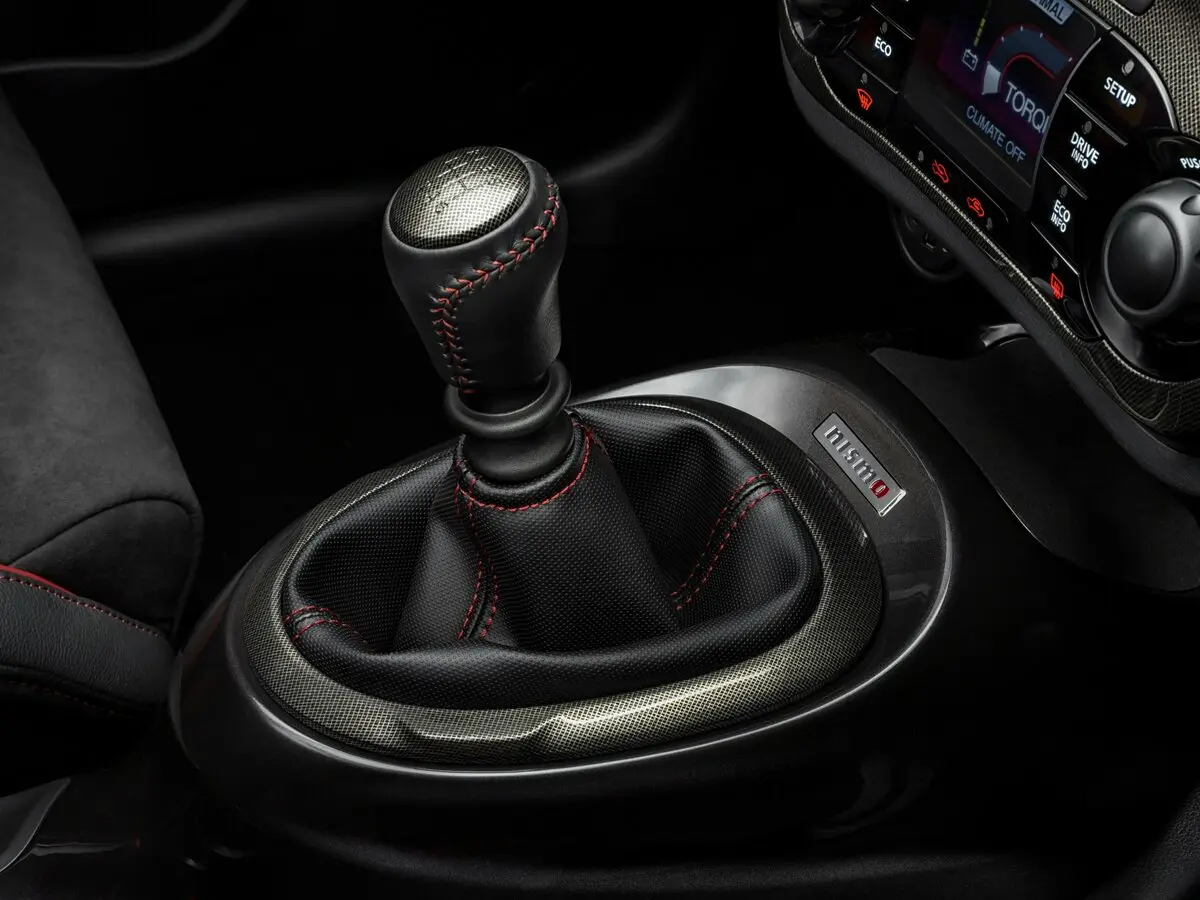 Nissan Juke Nismo I Рестайлинг Внедорожник 5 дв. RS — сүрөт 12
