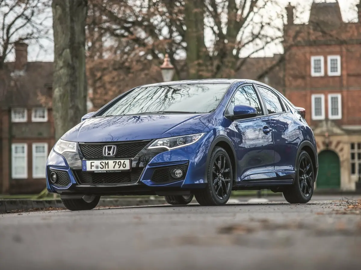 Honda Civic IX Рестайлинг Хэтчбек 5 дв.