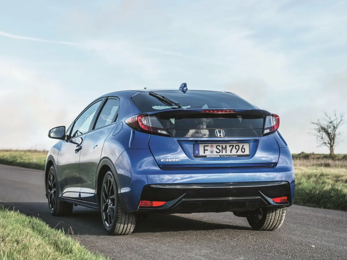 Honda Civic IX Рестайлинг Хэтчбек 5 дв. — фото 4
