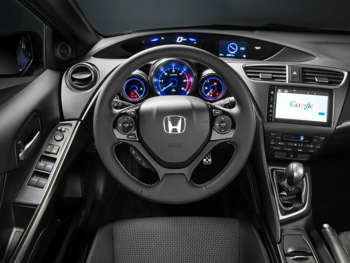 Honda Civic IX Рестайлинг Хэтчбек 5 дв. — фото 8