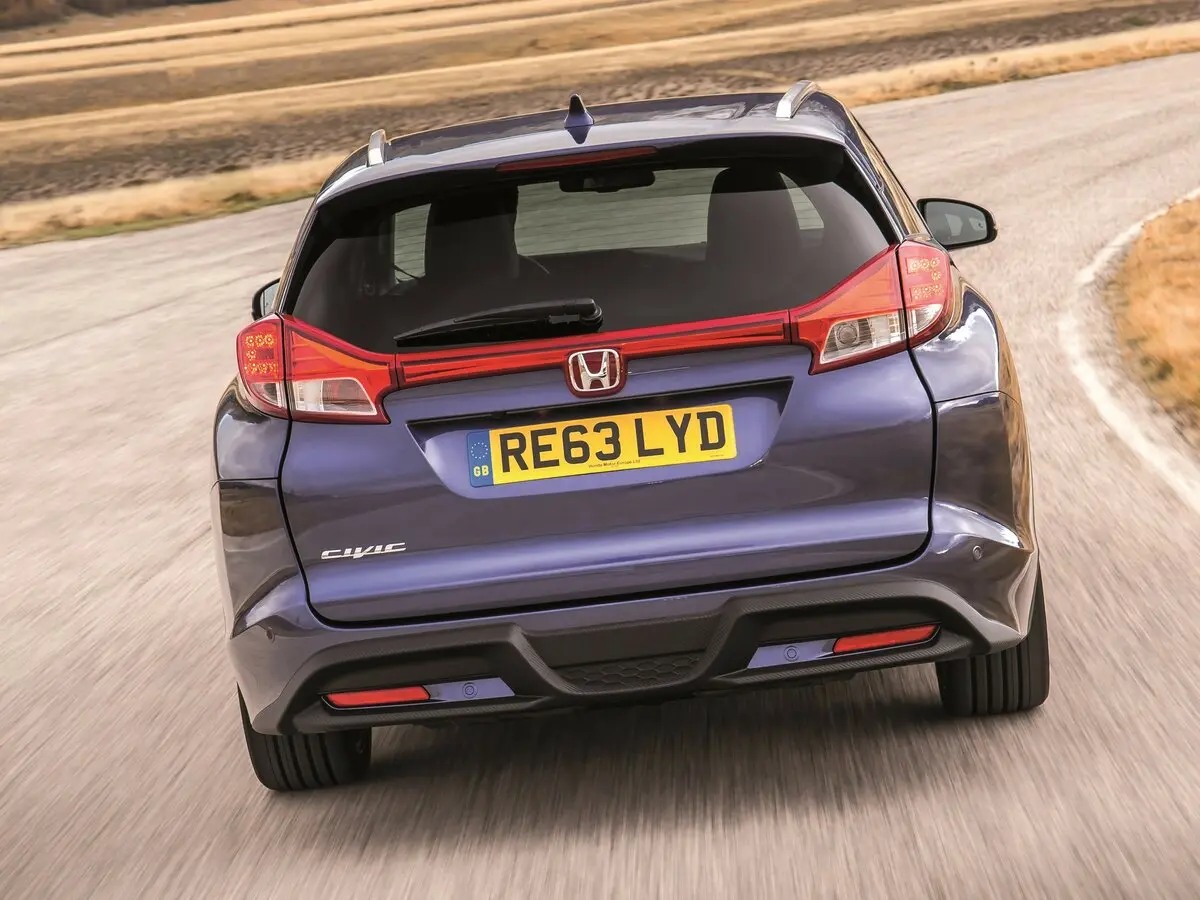 Honda Civic IX Рестайлинг Универсал 5 дв. — фото 4