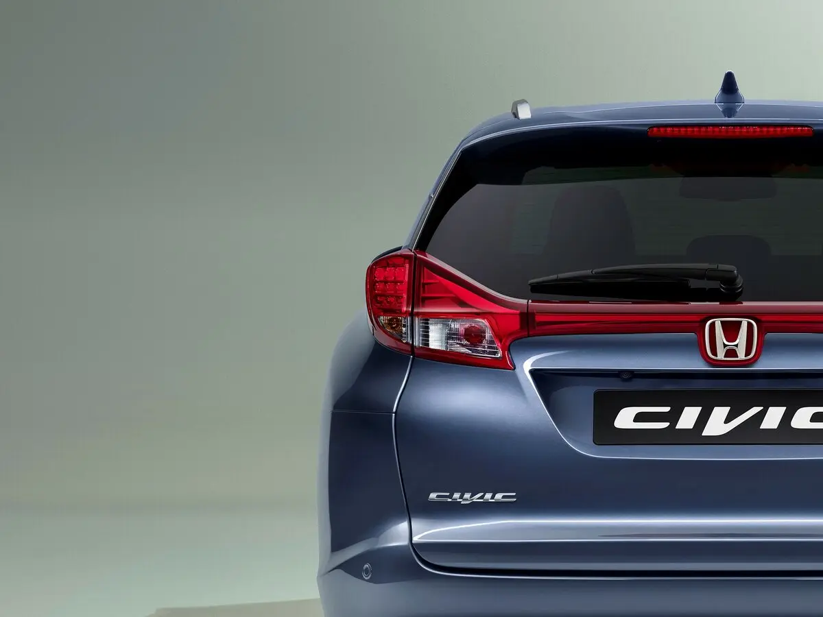 Honda Civic IX Рестайлинг Универсал 5 дв. — фото 14