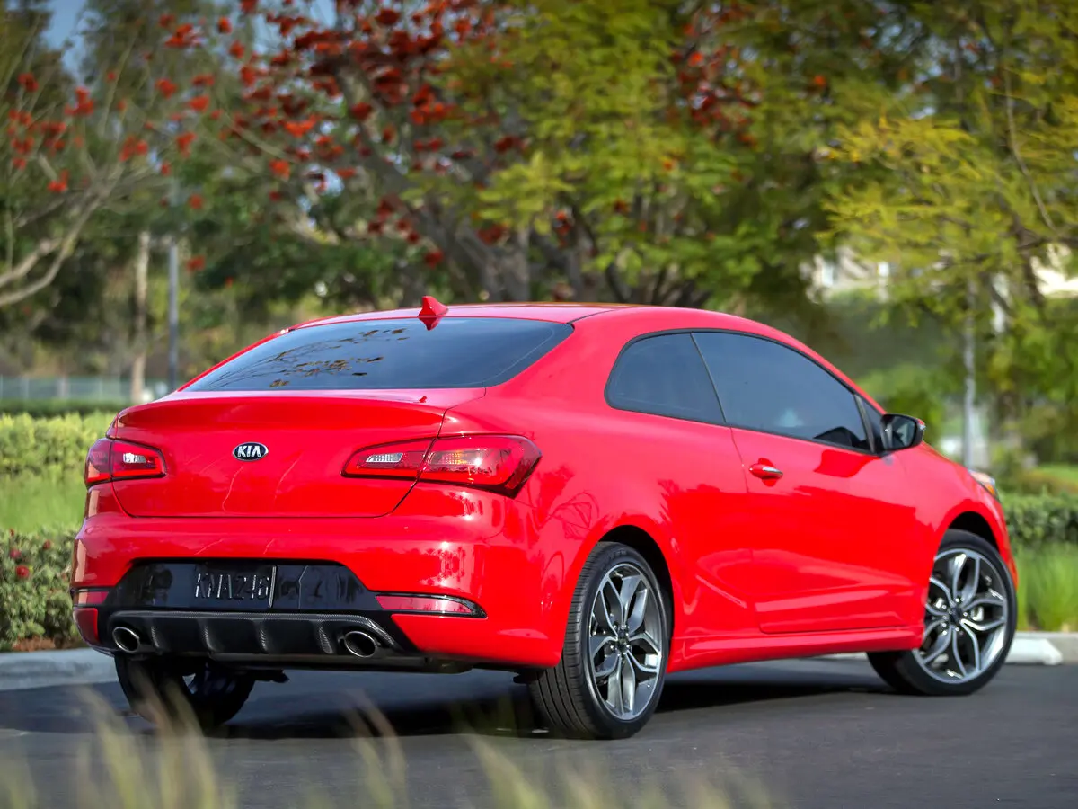 Kia Forte II Купе — сүрөт 4