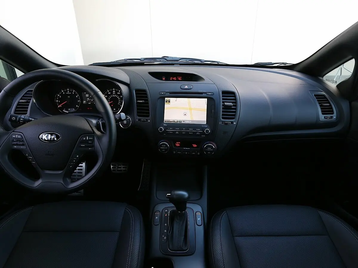 Kia Forte II Хэтчбек 5 дв. — сүрөт 5