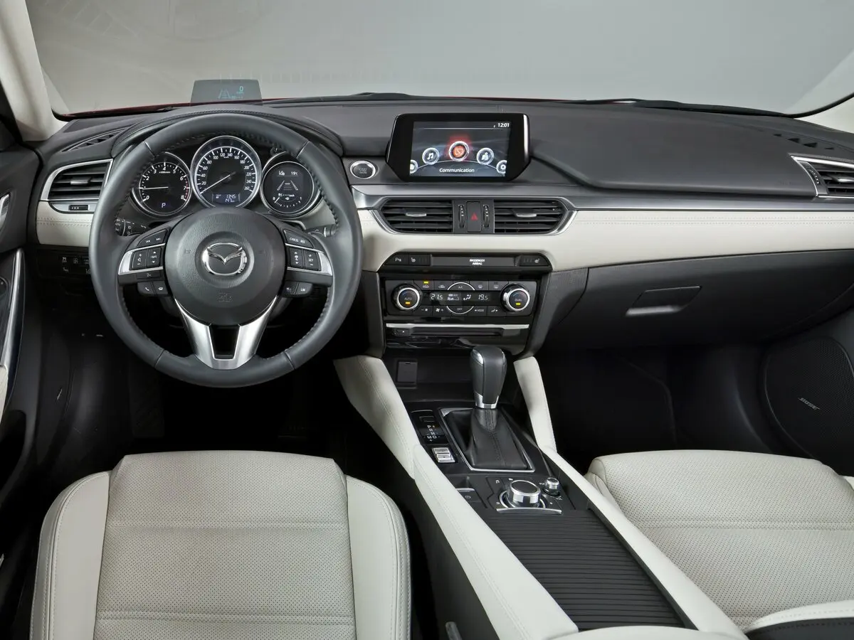 Mazda 6 III (GJ) Рестайлинг Универсал 5 дв. — фото 6