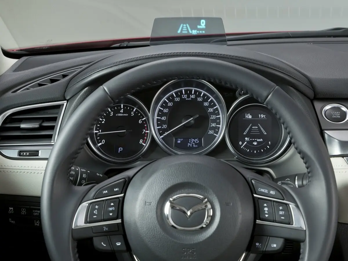 Mazda 6 III (GJ) Рестайлинг Универсал 5 дв. — фото 9