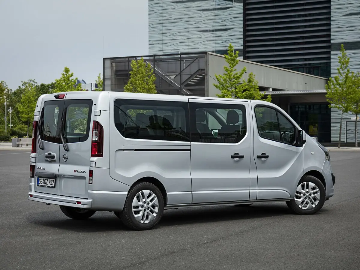 Opel Vivaro B Минивэн Long — 照片 4