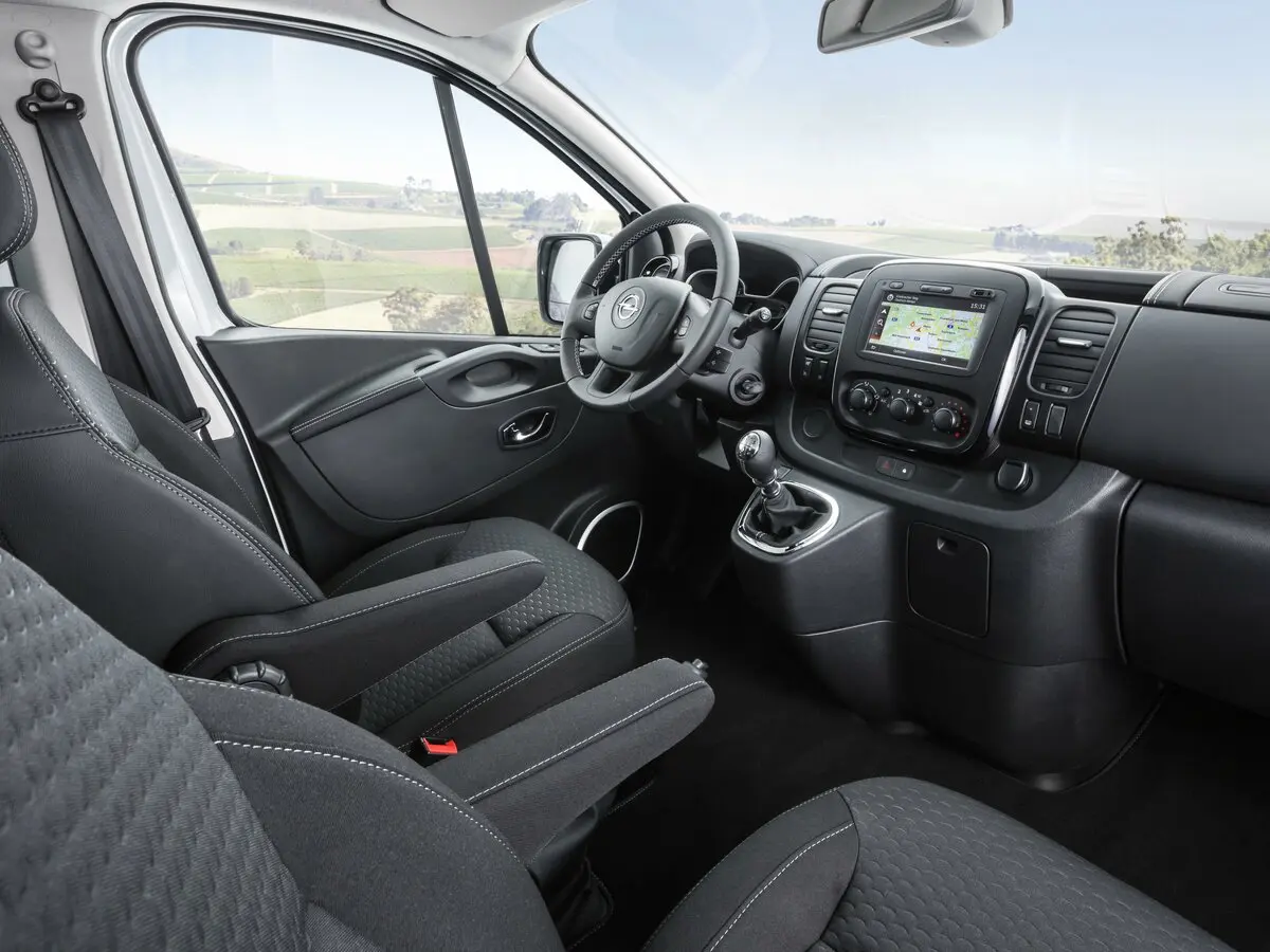Opel Vivaro B Минивэн Long — 照片 5