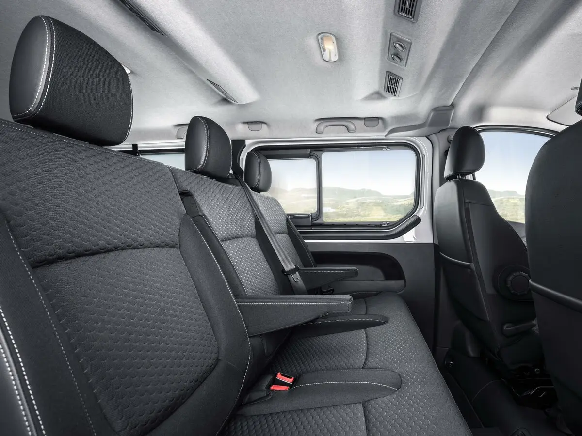 Opel Vivaro B Минивэн Long — 照片 6