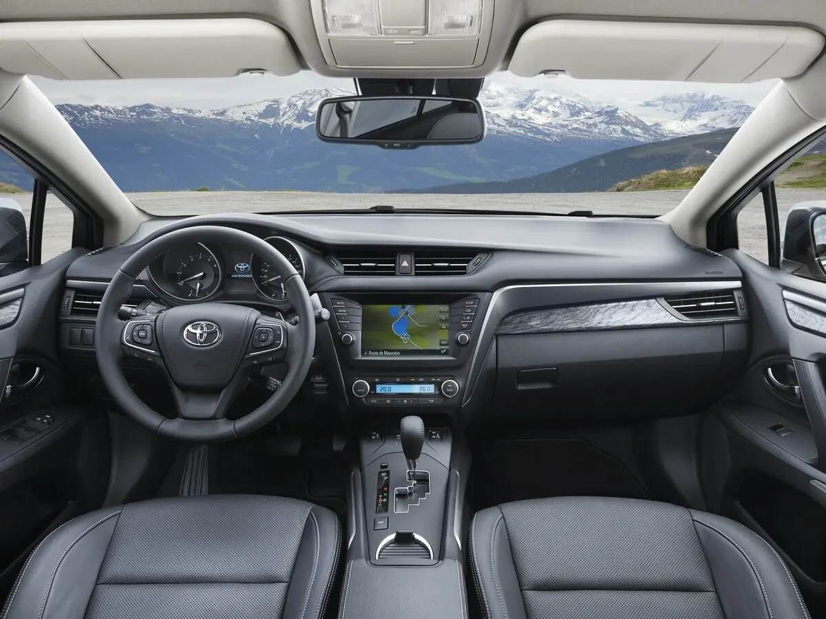 Toyota Avensis III Рестайлинг 2 Седан — сүрөт 6