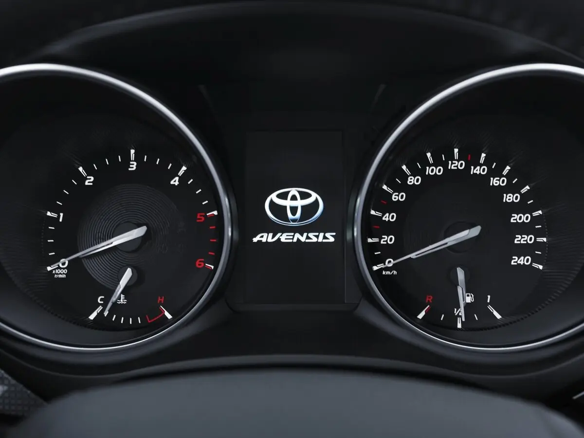Toyota Avensis III Рестайлинг 2 Универсал 5 дв. — сүрөт 9