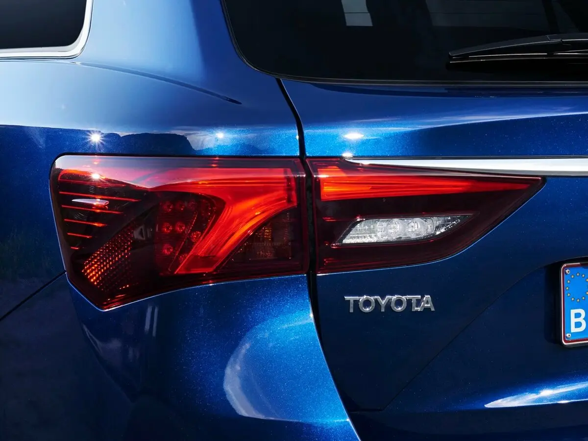 Toyota Avensis III Рестайлинг 2 Универсал 5 дв. — сүрөт 15