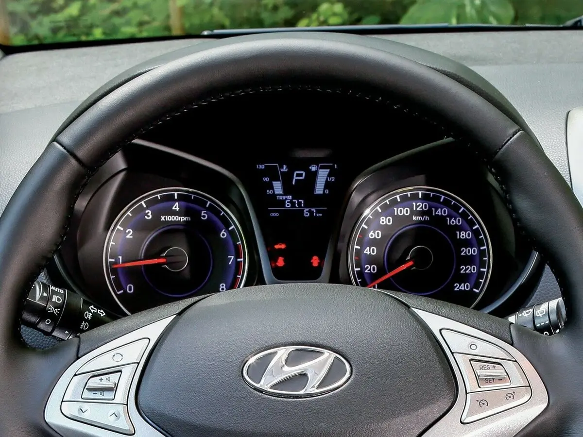 Hyundai ix20 I Рестайлинг Хэтчбек 5 дв. — сүрөт 9