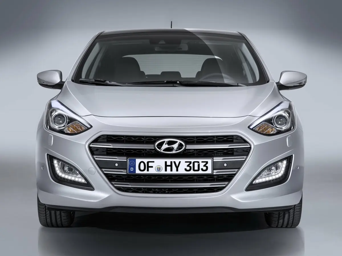 Hyundai i30 II Рестайлинг Хэтчбек 5 дв. — фото 3
