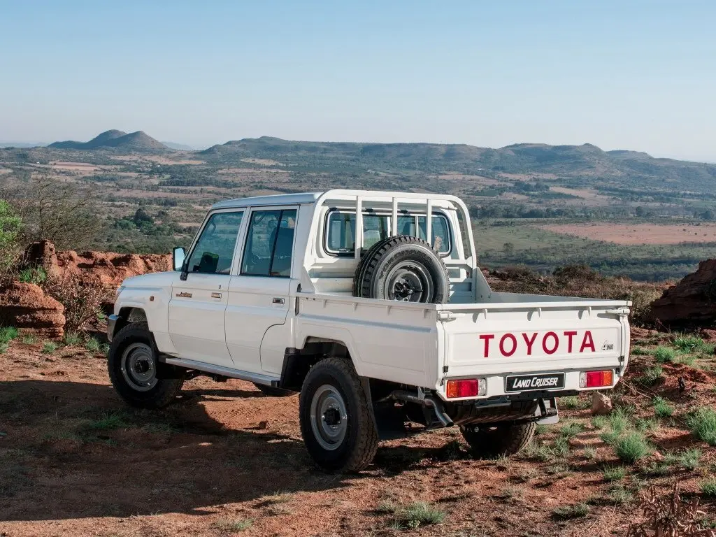 Toyota Land Cruiser 70 Series Рестайлинг 1 Пикап Двойная кабина 79 — фото 4