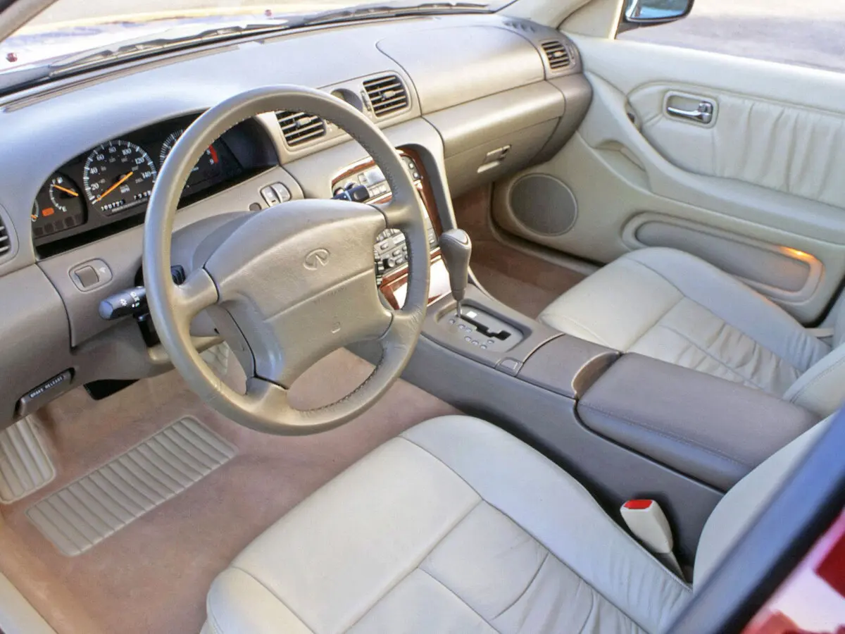 Infiniti J 1992 – 1997 Седан — сүрөт 5