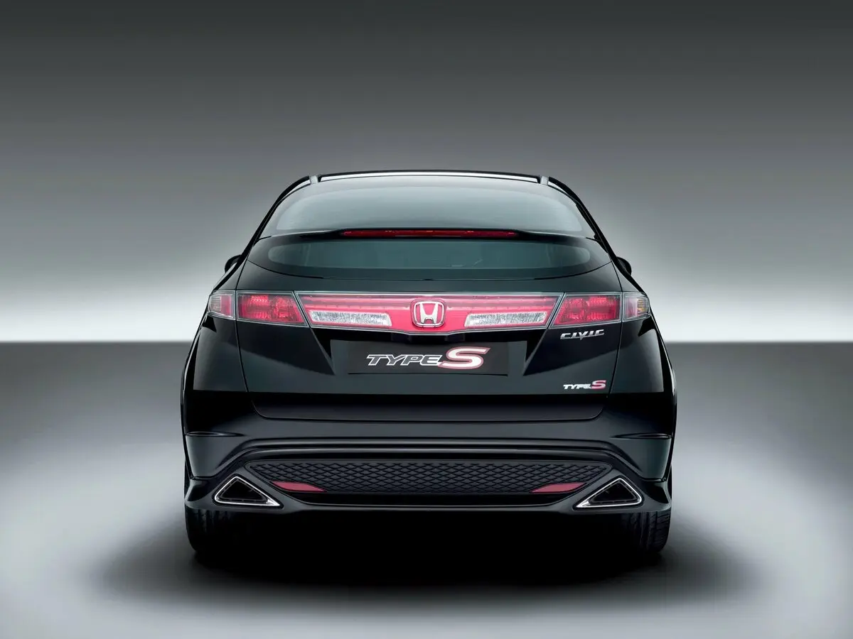 Honda Civic VIII Рестайлинг Хэтчбек 3 дв. — фото 4